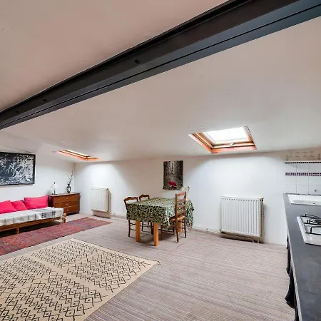 Arty Pres De Paris Apartamento *